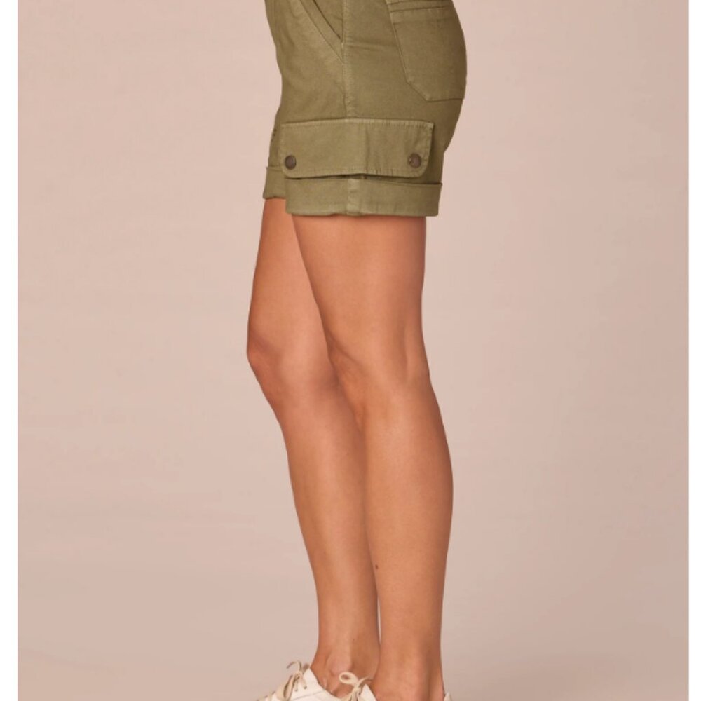 "Ab"solution Skyrise 4.5" Inseam Double Button Cargo Short WS-164 - Picture 2 of 4